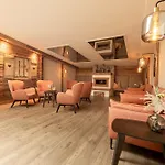 Aktiv & Vitalhotel Bergcristall نيوستيف ام ستوبيتا