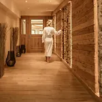 فندق Aktiv & Vitalhotel Bergcristall 4*