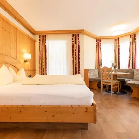 Aktiv & Vitalhotel Bergcristall فندق 4*