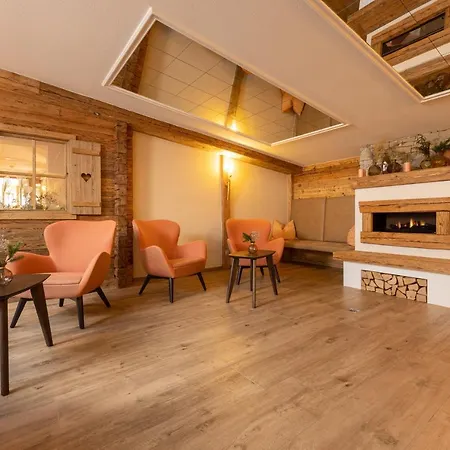 Aktiv & Vitalhotel Bergcristall فندق 4*
