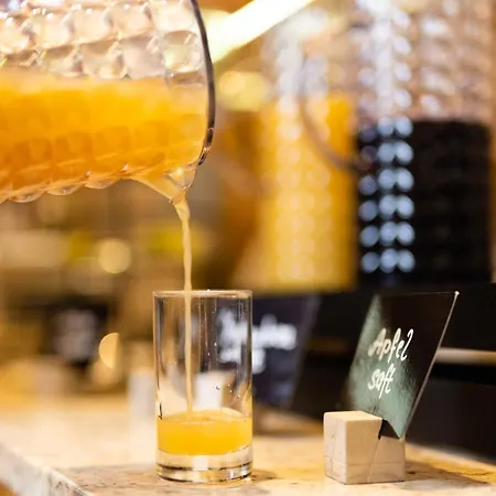 Aktiv & Vitalhotel Bergcristall فندق نيوستيف ام ستوبيتا