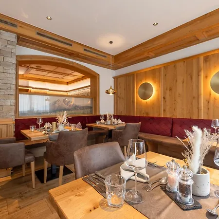 Aktiv & Vitalhotel Bergcristall Otel