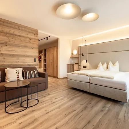 Aktiv & Vitalhotel Bergcristall Neustift im Stubaital