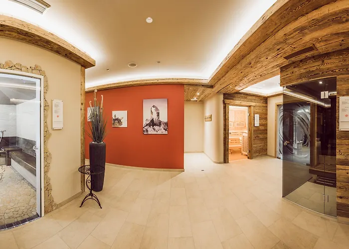 Aktiv & Vitalhotel Bergcristall Neustift im Stubaital