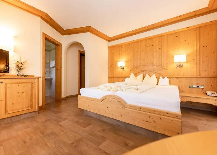 Aktiv & Vitalhotel Bergcristall Hotel 4*