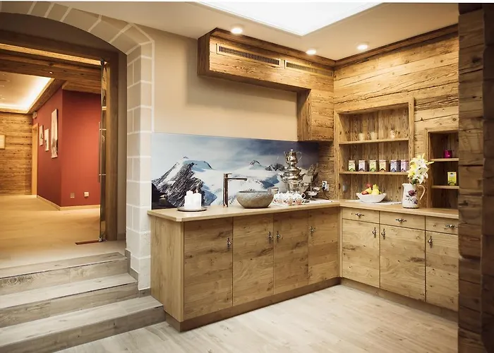 Aktiv & Vitalhotel Bergcristall 4*