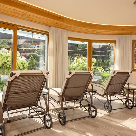 Szálloda Aktiv & Vitalhotel Bergcristall