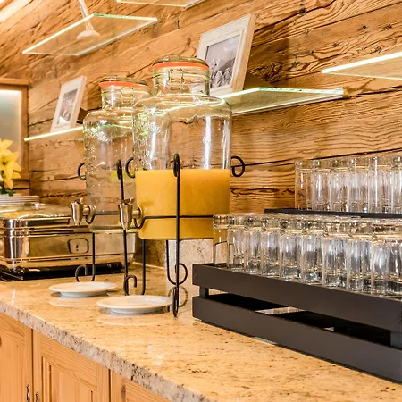 Aktiv & Vitalhotel Bergcristall 4* Neustift im Stubaital