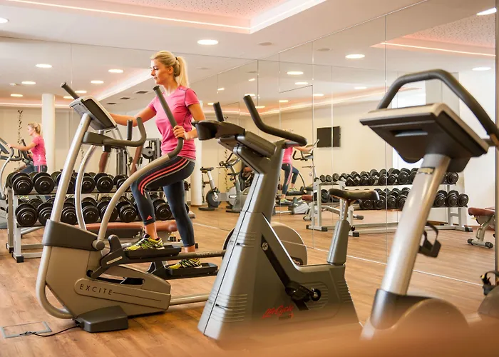 Aktiv & Vitalhotel Bergcristall 4*
