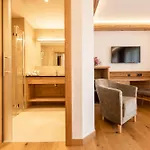 Hotell Aktiv&vitalhotel Bergcristall Neustift im Stubaital