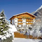 Aktiv&vitalhotel Bergcristall Hotell Neustift im Stubaital