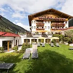 Aktiv&vitalhotel Bergcristall