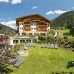 Aktiv&vitalhotel Bergcristall Hotell 4*