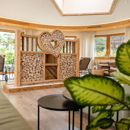 Aktiv & Vitalhotel Bergcristall Otel 4*